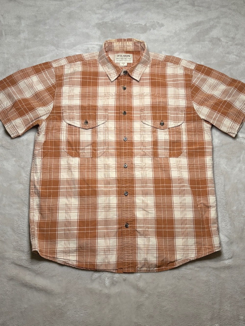 Filson Button Up Shirt Mens M Orange Plaid Short Sleeve Outdoor Workwear Guide